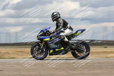 media/Apr-26-2024-TrackDaz (Fri) [[c4b677d280]]/C Group/140pm (Wheelie Bump)/